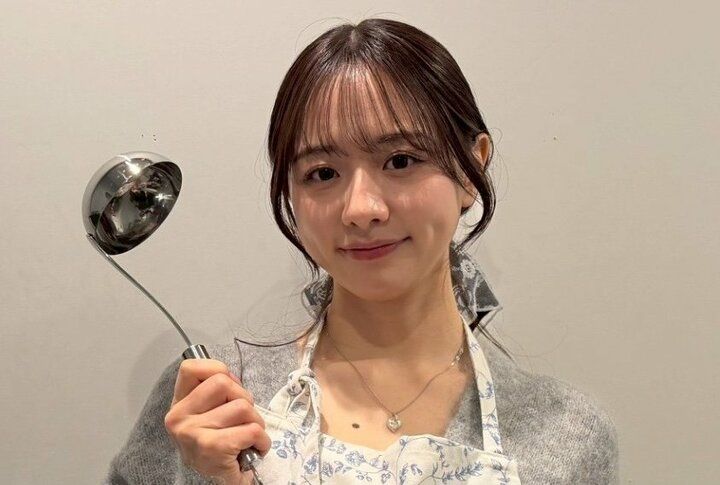 【写真・画像】森香澄、豪快に料理する姿に「だから料理できないんだなぁ」岡田紗佳が本音 1枚目