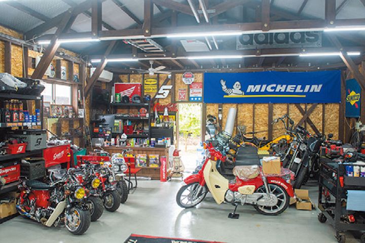 【カスタムモンキー】隙間ゼロの造形美！武川デスモ搭載、長崎から放たれる究極の4Lモンキー