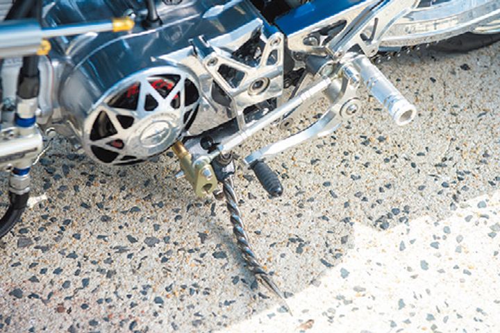 【カスタムモンキー】隙間ゼロの造形美！武川デスモ搭載、長崎から放たれる究極の4Lモンキー