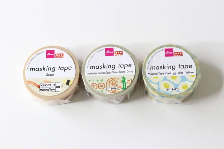 ダイソーのマスキングテープ（寿司）とマスキングテープ（台湾柄、漢字、料理）とマスキングテープ（目玉焼き、青、黄色）のパッケージ