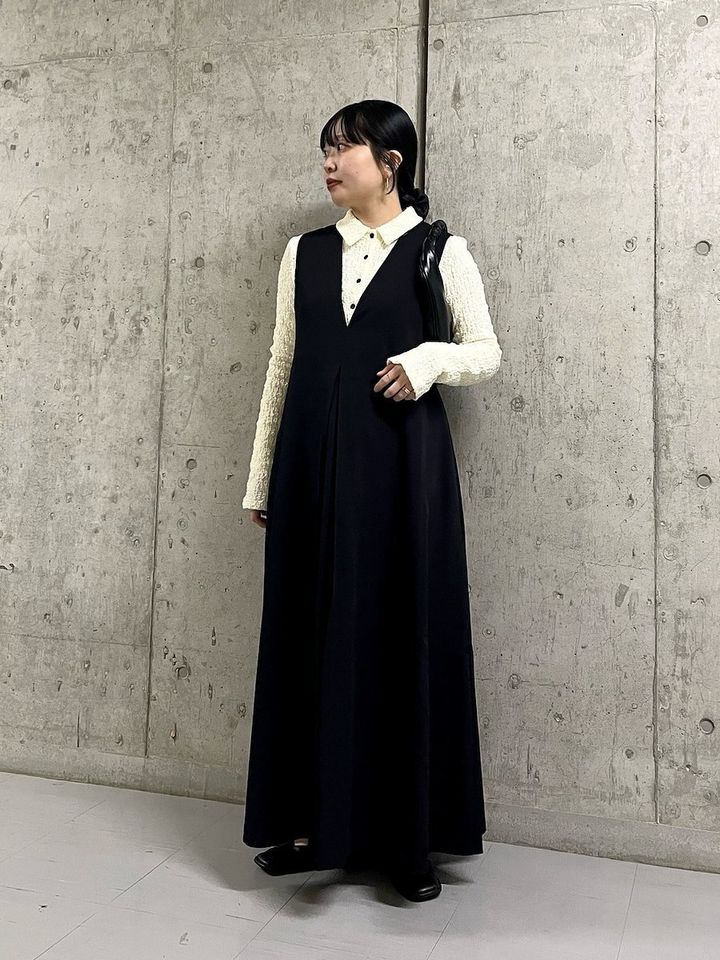 黒ワンピースコーデ4