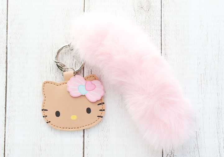 ハローキティふわふわファーチャーム宝島社