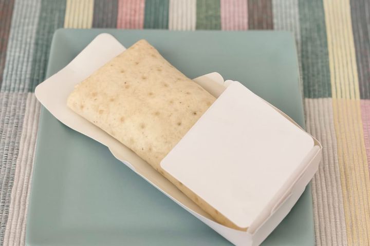 濃厚タレがシンプルな生地と好相性【ファミマ】のワンハンドグルメって？