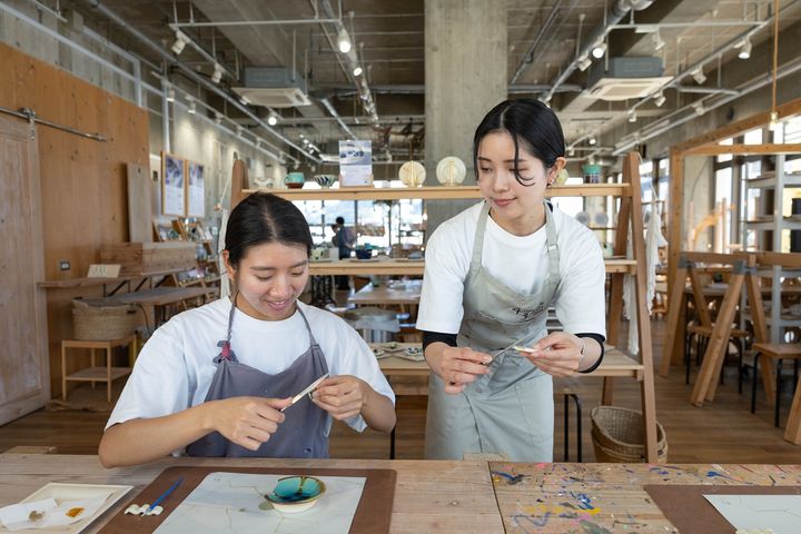 スタッフが丁寧に教えてくれるので、初めての方でも大丈夫！