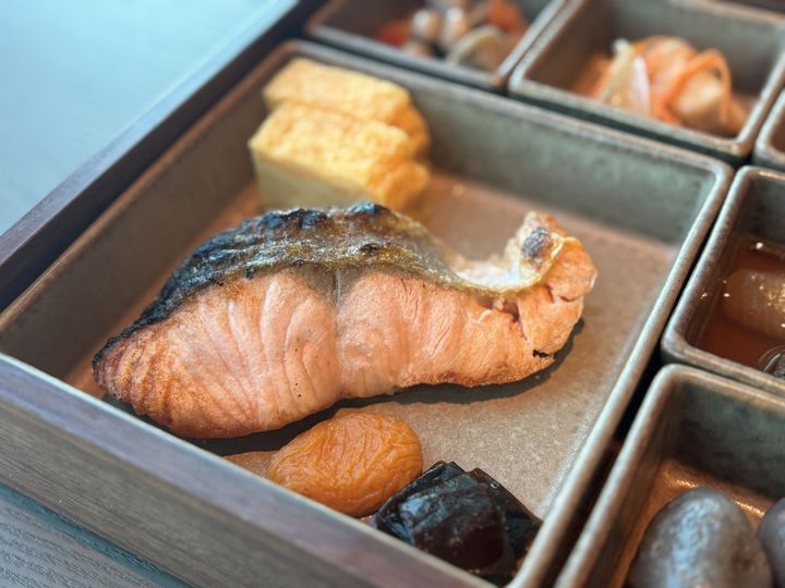 「鮮魚の塩焼き」