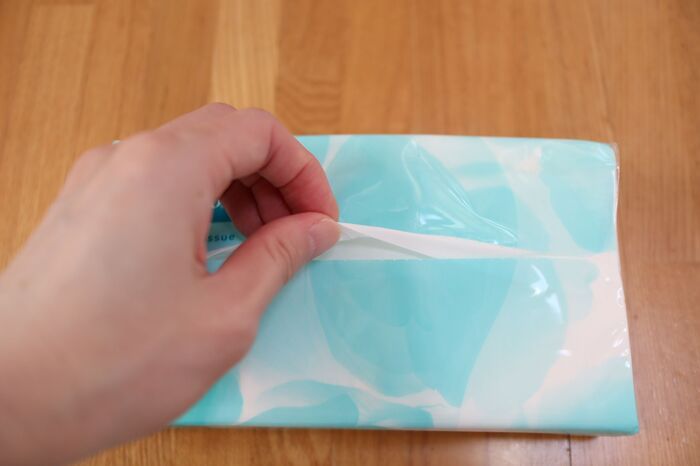 【ティッシュの上手な引き出し方】1枚目、もう失敗しません。「ガバッ」と出てくる問題を一発解決！