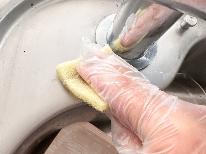 水で濡らして絞ってから使う