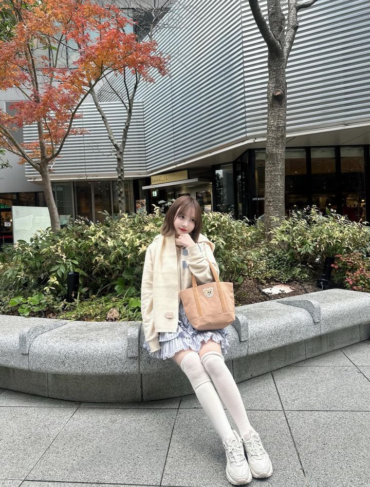 低身長コーデ③フリルスカートに可愛く