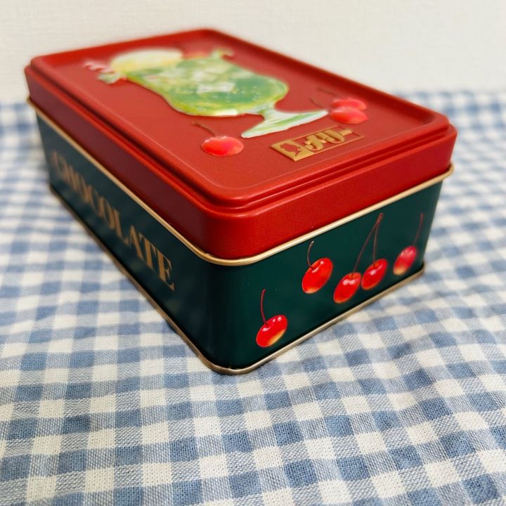 チョコにソーダってあり？！レトロかわいいキャンディチョコレート