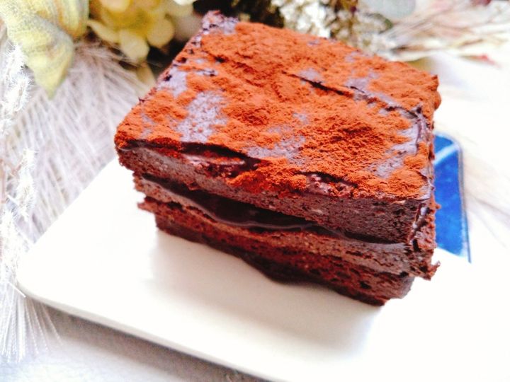 レンジだけでしっとり濃厚ヘルシーな生チョコガナッシュケーキ