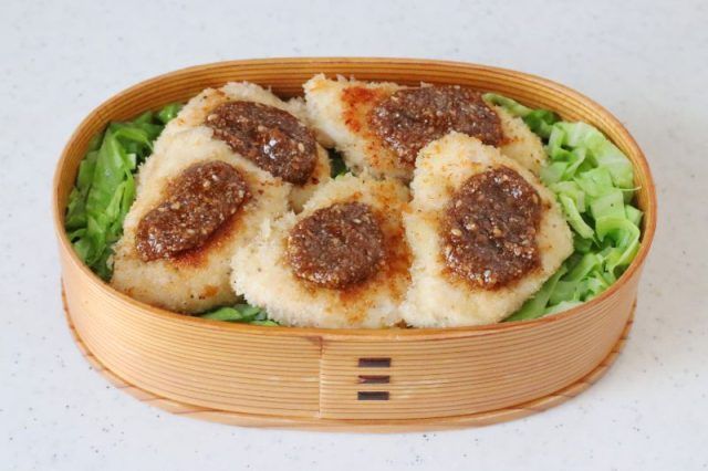 2品弁当の詰め方プロセス