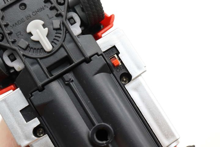 ラジオコントロール働く車（3） 電源