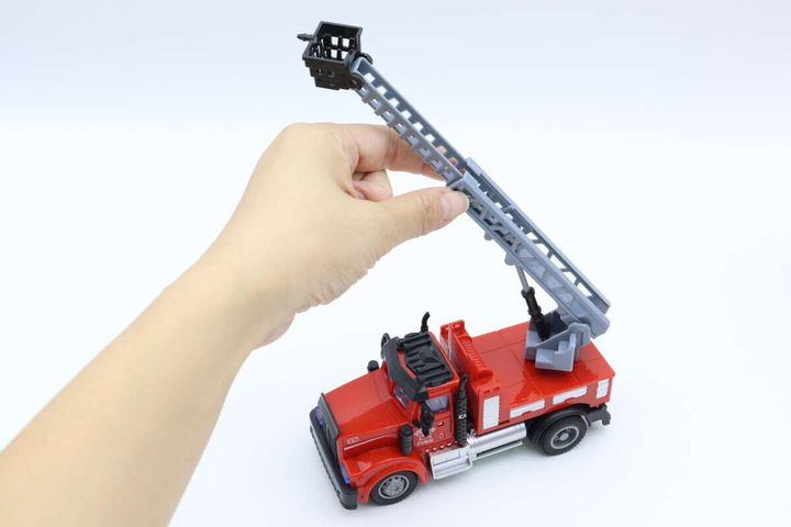 ラジオコントロール働く車（3） ギミック