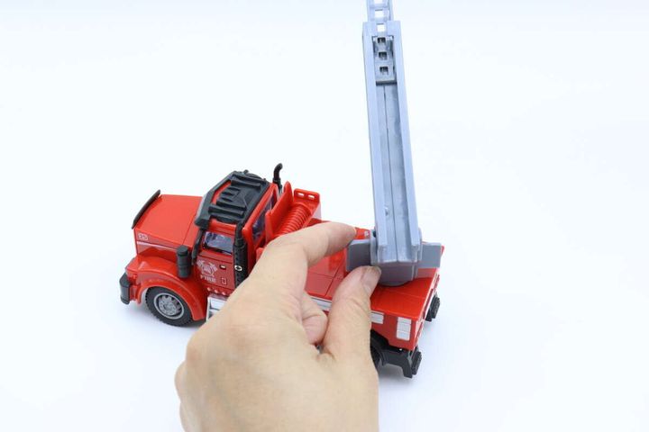 ラジオコントロール働く車（3） 動く