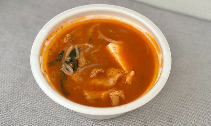 その辛さがちょうどいい。【セブン】のスープごはんは寒い日にもおすすめ