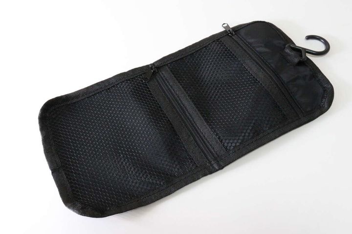 セリア つり下げポーチ