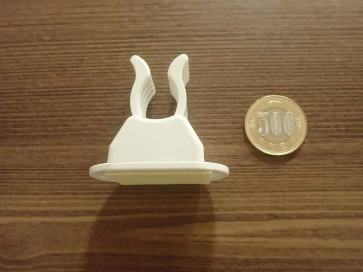 DAISO(ダイソー)：ワンキャッチ