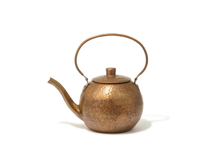 長く使うほどに味わいが増す、銅製ポット