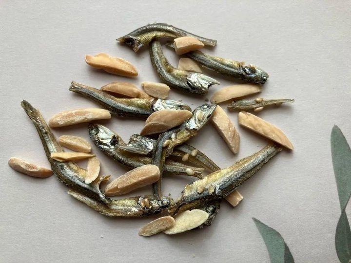 Seria(セリア)：アーモンドフィッシュ