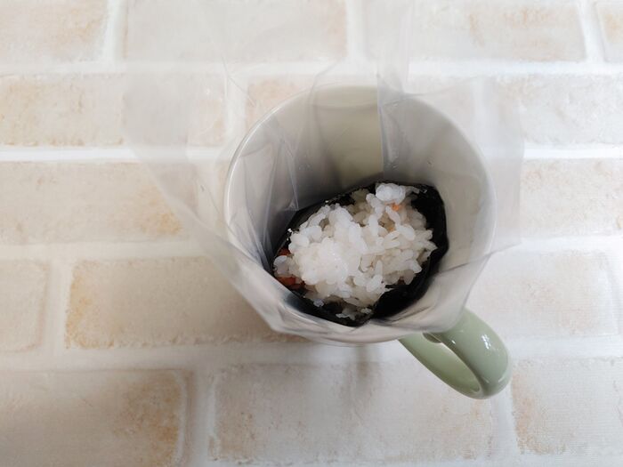 余った「絞り袋」しまうの待って！毎日のごはん作りにこそ使うべき♡手が汚れなくて最高なんです