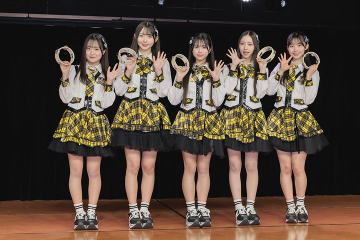 「AKB48 21期研究生 劇場公演デビュー」ゲネプロ・取材会の様子 クランクイン！ width=