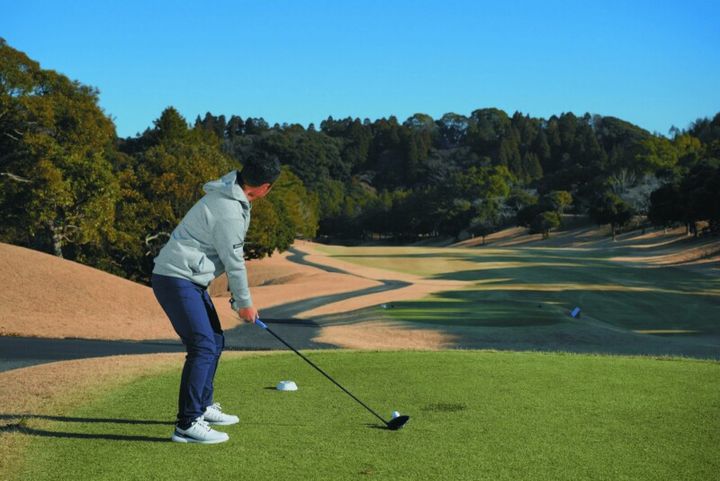 バンカーや池に入れずに打つマネジメント術！人気コーチ３人が解説