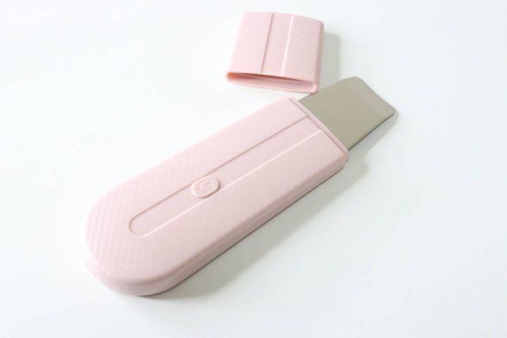 ダイソー ウォーターピーリング美顔器 本体