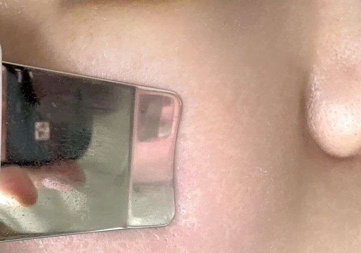 ダイソー ウォーターピーリング美顔器 リフトアップモード