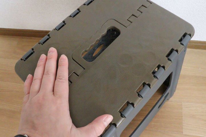 折りたたみイス（38cm×32cm×39cm） 座面