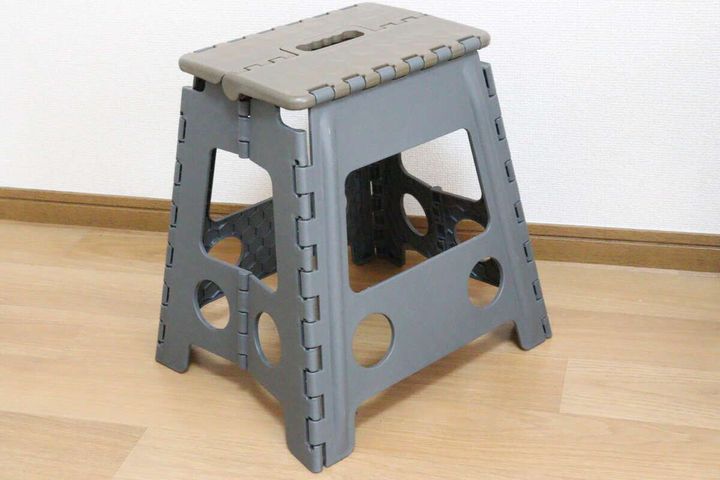 折りたたみイス（38cm×32cm×39cm） 高さ