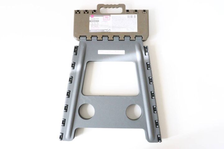 折りたたみイス（38cm×32cm×39cm） パッケージ