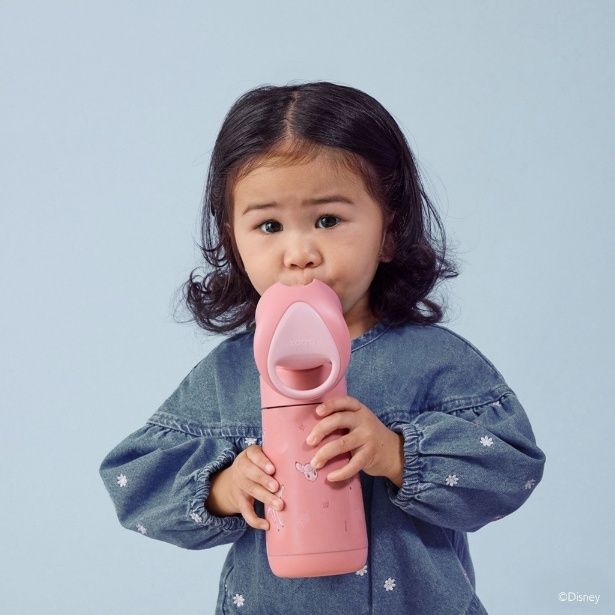 お気に入りのキャラクターと一緒に。お出かけがもっと楽しくなる魔法のボトル @Disney／ ©2025 Disney. 