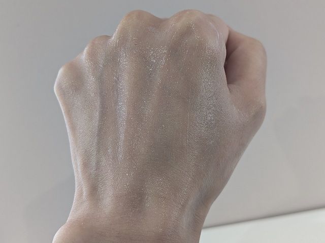 クレンジングクリームのテクスチャ