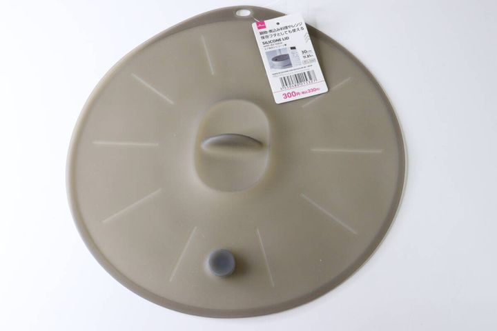 ダイソーのエア弁付シリコーン蓋 30cm