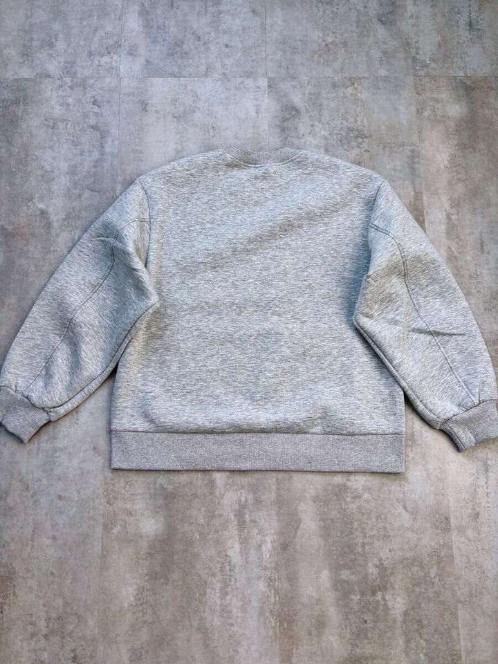 GUパフスウェットオーバーサイズプルオーバー 背面