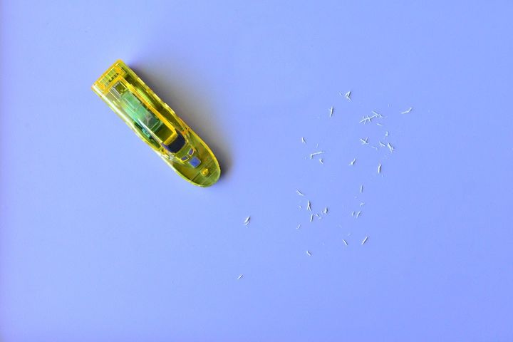 100均の消しカスクリーナーを使ってみた！手動・電動おすすめは？