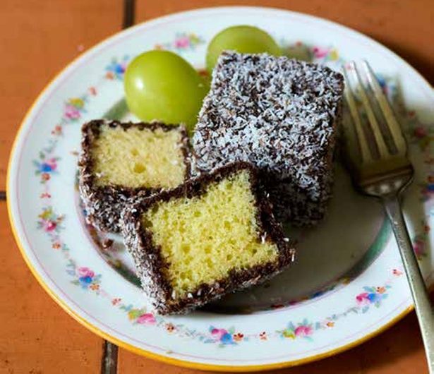 このお菓子、生まれはオーストラリア 撮影／野口健志、(c)安田真理子／KADOKAWA