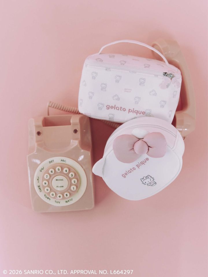 総柄ポーチ／フェイスポーチ