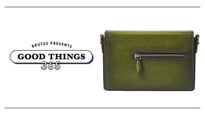 〈ベルルッティ〉のミニバッグ