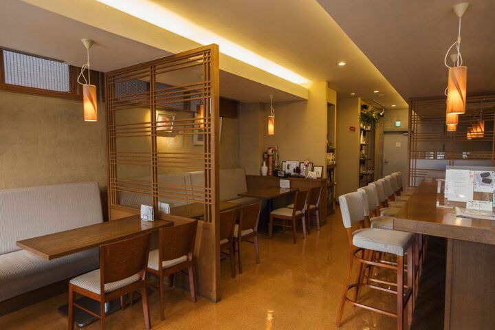 どら焼きのフワフワ食感が夢心地。老舗和菓子店の「榮玉堂」が生み出した山形名物