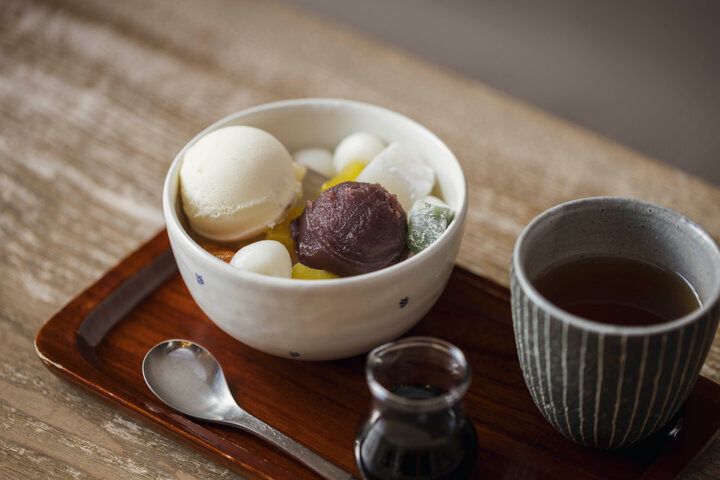 どら焼きのフワフワ食感が夢心地。老舗和菓子店の「榮玉堂」が生み出した山形名物