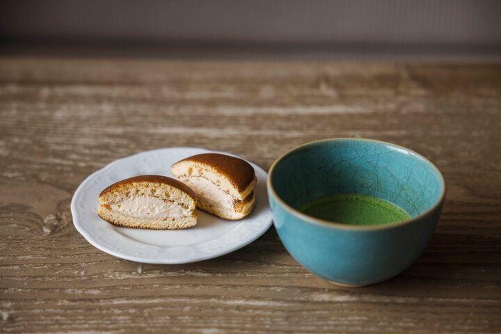 どら焼きのフワフワ食感が夢心地。老舗和菓子店の「榮玉堂」が生み出した山形名物