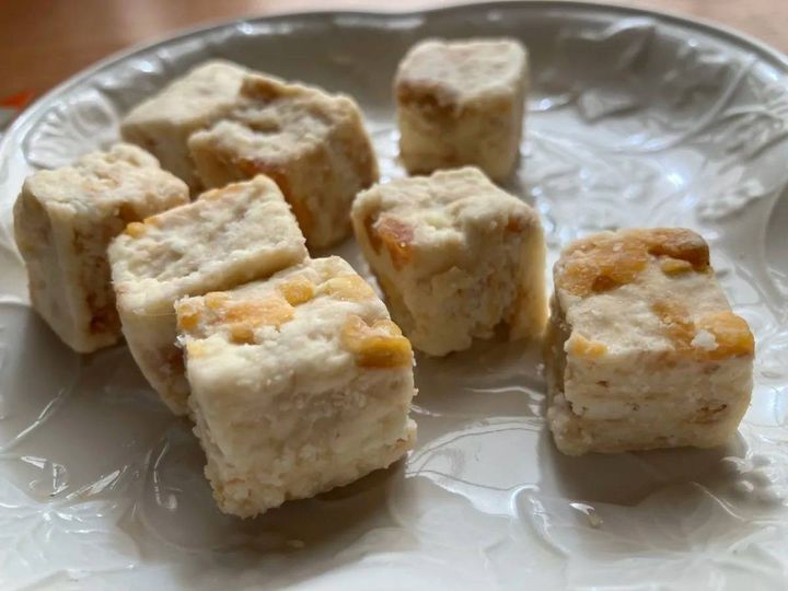 DAISO(ダイソー)：金川 マシュマロクッキーマンゴー味 40g