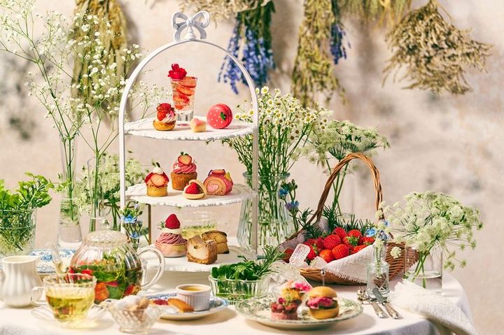 リーベルホテル大阪 Strawberry & Botanical Afternoon Tea いちごとハーブが香るみずみずしい春