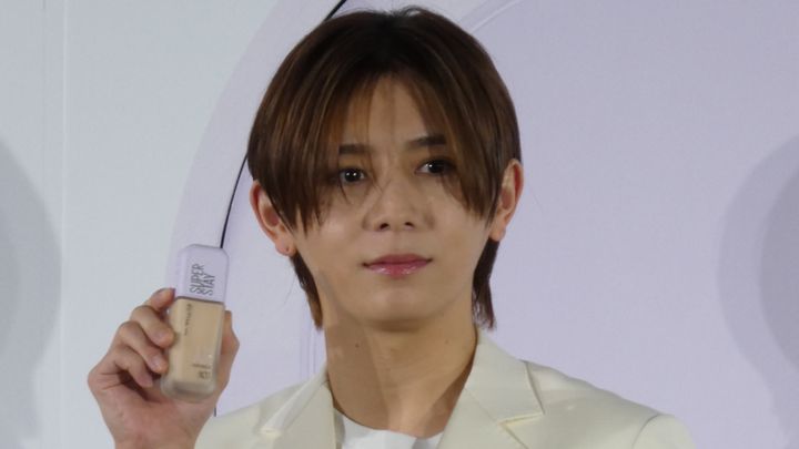 Hey！ Say！ JUMPの山田涼介さん（32）が9日、東京都内で開かれた化粧品メーカー、メイベリン ニューヨーク「ジャパンアンバサダー」発表会に出席しました。