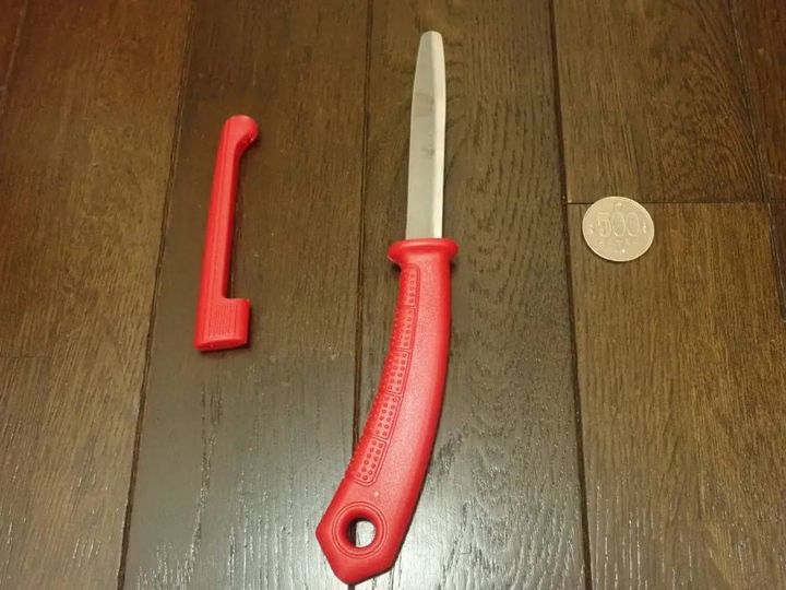 DAISO(ダイソー)：ダンボールカッター【ケース付き】