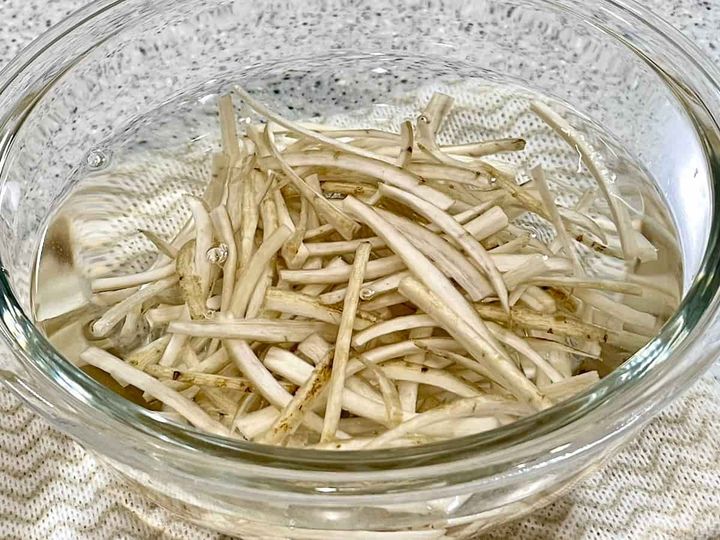 舞茸とごぼうのきんぴら