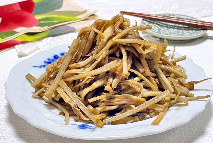 「まいたけとごぼうのきんぴら」レシピ