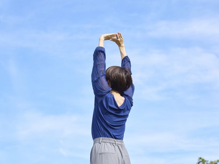 身体や体調の変化、家族、仕事のことなど、年代特有の悩みを多く抱えるアラフィフ女性。ですが、不必要なものを捨てることで精神的に楽になれることもあります。「手放した方がいい3つのもの」を紹介します。