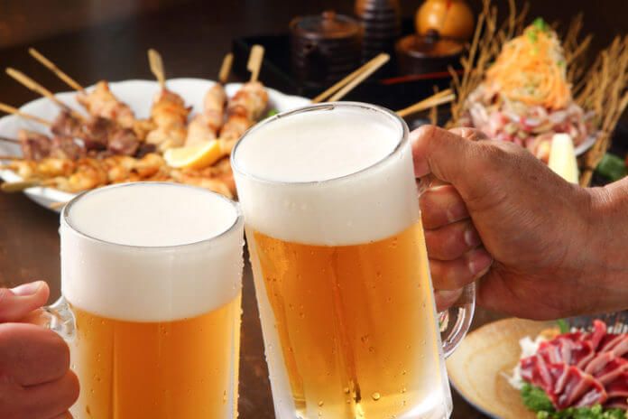 飲み会でモテる女性が密かにしている3つの行動